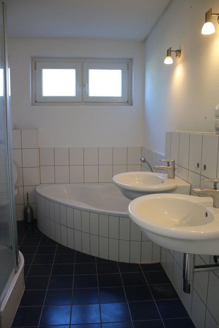 Prodej domu 200 m², pozemek 994 m², Wolfsburg, Dolní Sasko Prodej domu 200 m², pozemek 994 m², Wolfsburg, Dolní Sasko