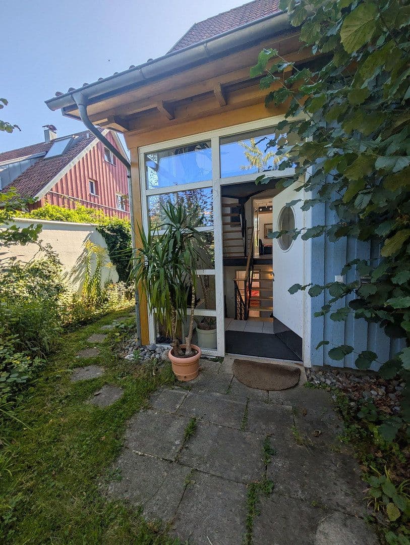 Prodej domu 183 m², pozemek 631 m², Sternbergstr. 18, Tübingen, Bádensko-Württembersko Prodej domu 183 m², pozemek 631 m², Sternbergstr. 18, Tübingen, Bádensko-Württembersko