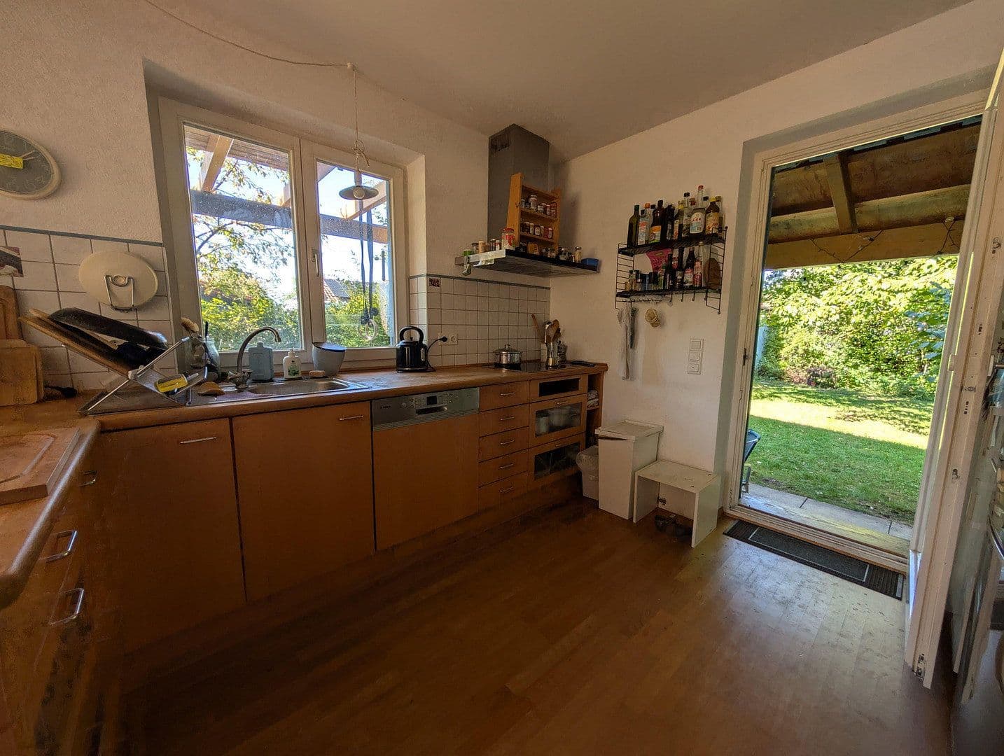 Prodej domu 183 m², pozemek 631 m², Sternbergstr. 18, Tübingen, Bádensko-Württembersko Prodej domu 183 m², pozemek 631 m², Sternbergstr. 18, Tübingen, Bádensko-Württembersko