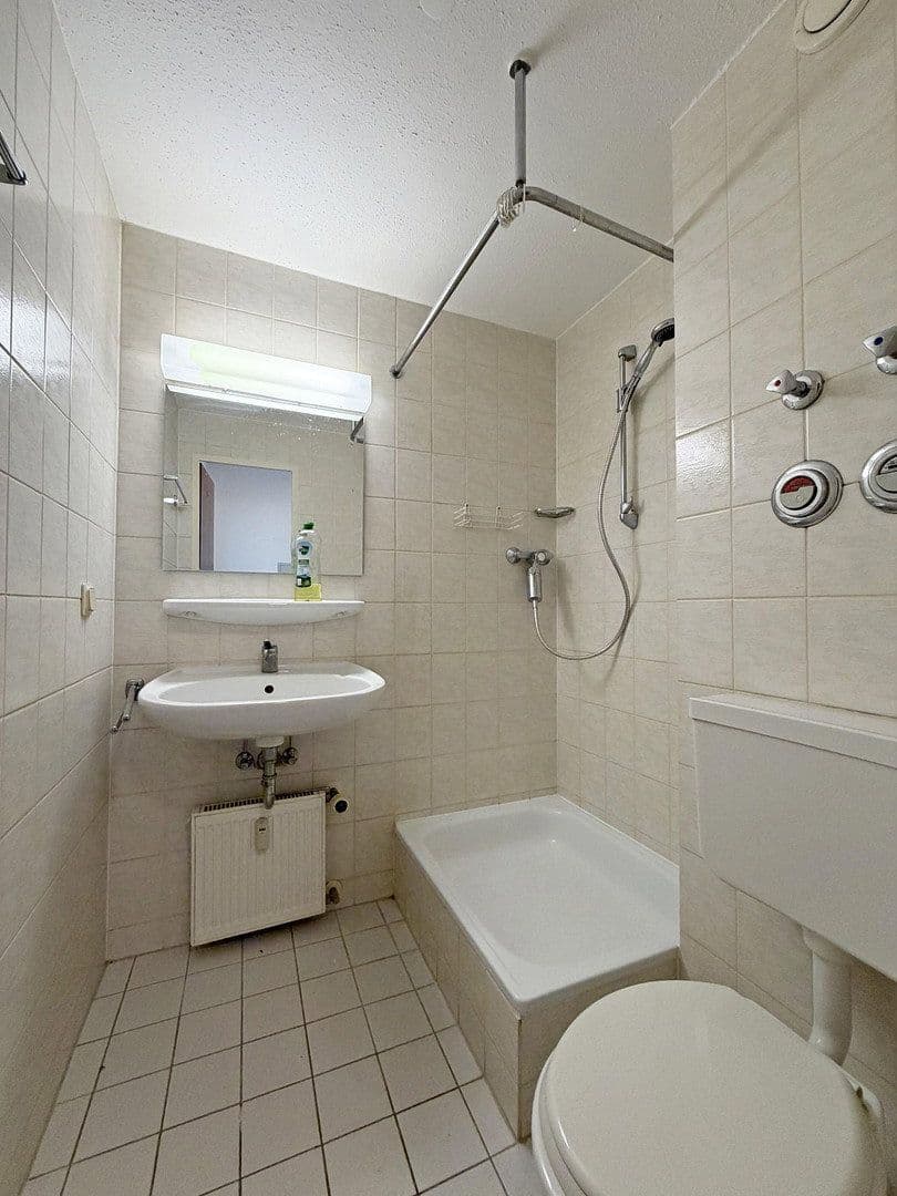 Prodej bytu 1+1 21 m², Worms, Porýní-Falc Prodej bytu 1+1 21 m², Worms, Porýní-Falc