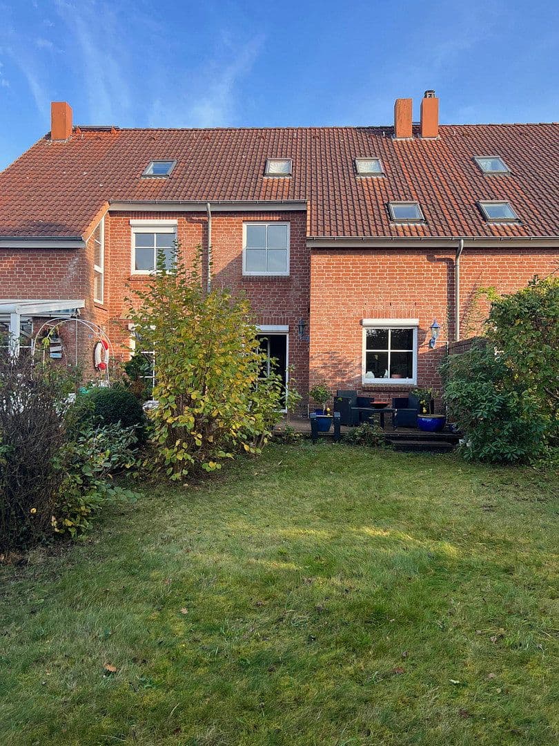 Pronájem domu 138 m², pozemek 192 m², Kiel, Šlesvicko-Holštýnsko Pronájem domu 138 m², pozemek 192 m², Kiel, Šlesvicko-Holštýnsko