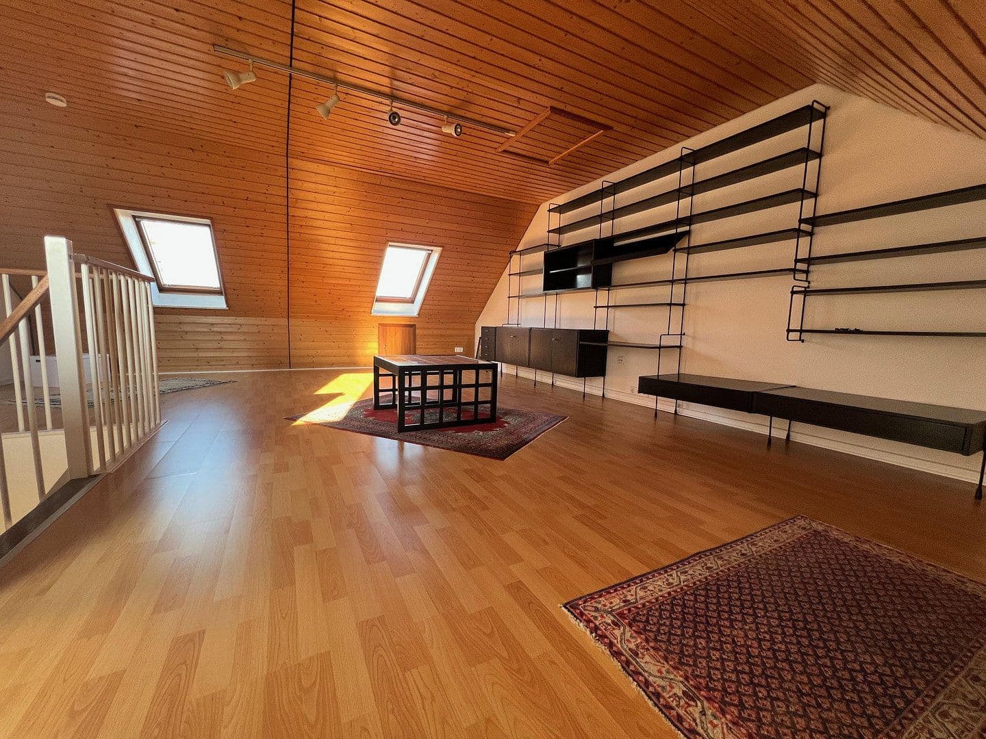 Pronájem domu 138 m², pozemek 192 m², Kiel, Šlesvicko-Holštýnsko Pronájem domu 138 m², pozemek 192 m², Kiel, Šlesvicko-Holštýnsko