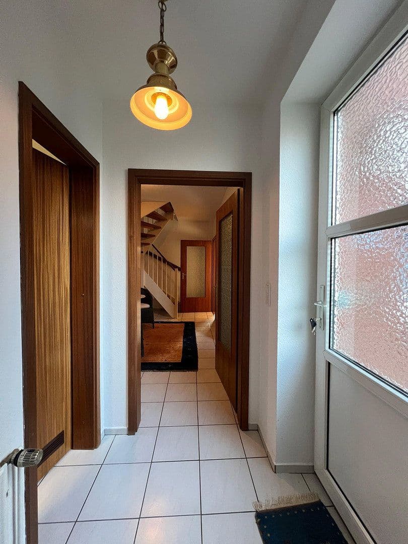 Pronájem domu 138 m², pozemek 192 m², Kiel, Šlesvicko-Holštýnsko Pronájem domu 138 m², pozemek 192 m², Kiel, Šlesvicko-Holštýnsko