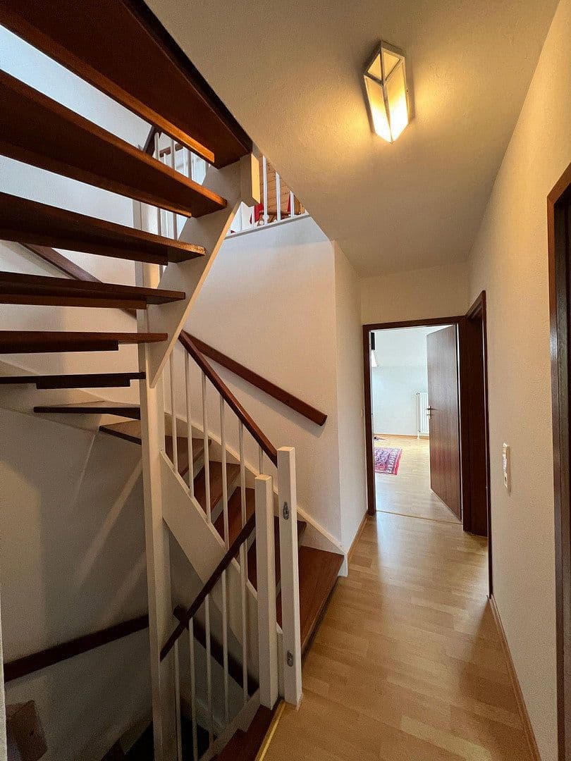 Pronájem domu 138 m², pozemek 192 m², Kiel, Šlesvicko-Holštýnsko Pronájem domu 138 m², pozemek 192 m², Kiel, Šlesvicko-Holštýnsko