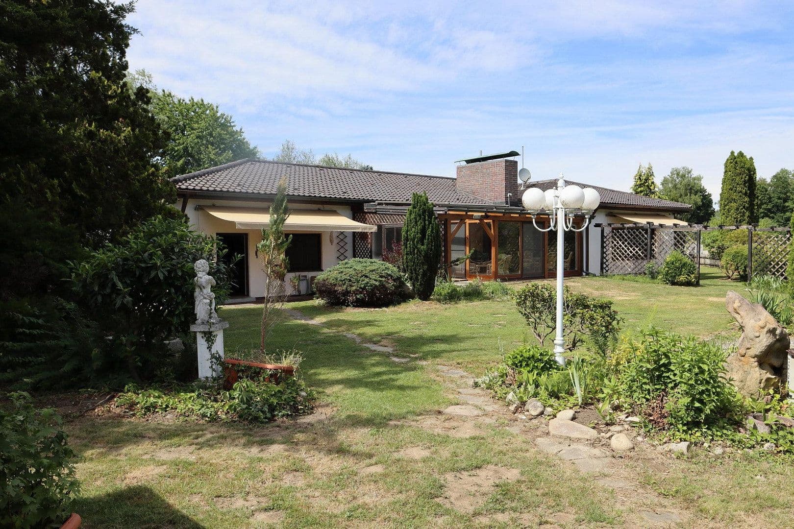 Prodej domu 174 m², pozemek 1.563 m², Kirchdorf am Inn, Bavorsko Prodej domu 174 m², pozemek 1.563 m², Kirchdorf am Inn, Bavorsko