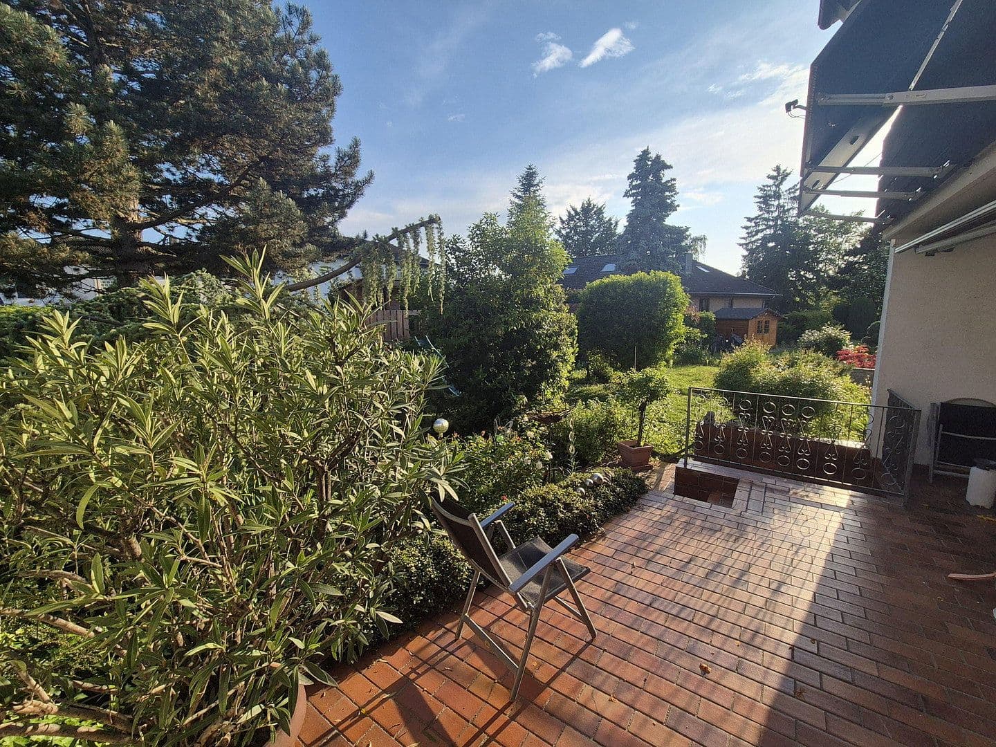 Prodej domu 160 m², pozemek 271 m², Bensheim, Hessen Prodej domu 160 m², pozemek 271 m², Bensheim, Hessen