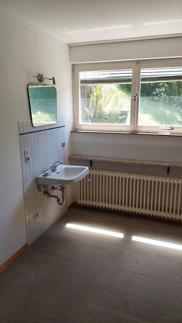 Pronájem bytu 2+kk 56 m², Reutlingen, Bádensko-Württembersko Pronájem bytu 2+kk 56 m², Reutlingen, Bádensko-Württembersko
