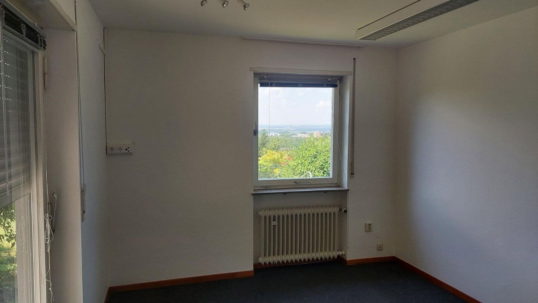 Pronájem bytu 2+kk 56 m², Reutlingen, Bádensko-Württembersko Pronájem bytu 2+kk 56 m², Reutlingen, Bádensko-Württembersko