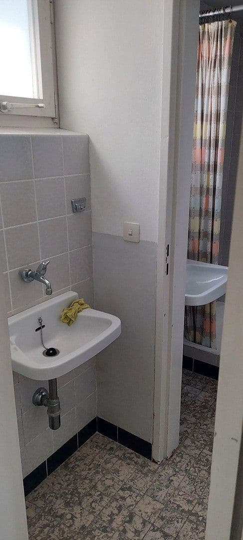 Pronájem bytu 2+kk 56 m², Reutlingen, Bádensko-Württembersko Pronájem bytu 2+kk 56 m², Reutlingen, Bádensko-Württembersko
