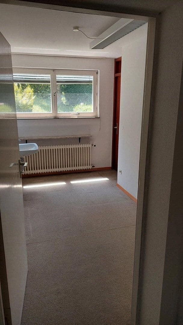 Pronájem bytu 2+kk 56 m², Reutlingen, Bádensko-Württembersko Pronájem bytu 2+kk 56 m², Reutlingen, Bádensko-Württembersko
