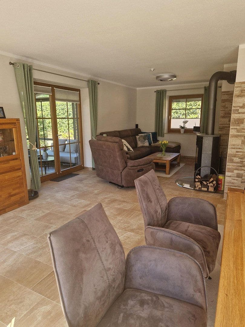 Prodej domu 123 m², pozemek 545 m², Seelze, Dolní Sasko Prodej domu 123 m², pozemek 545 m², Seelze, Dolní Sasko