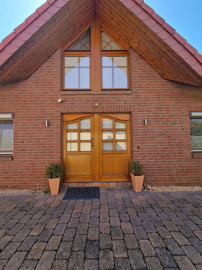 Prodej domu 123 m², pozemek 545 m², Seelze, Dolní Sasko Prodej domu 123 m², pozemek 545 m², Seelze, Dolní Sasko