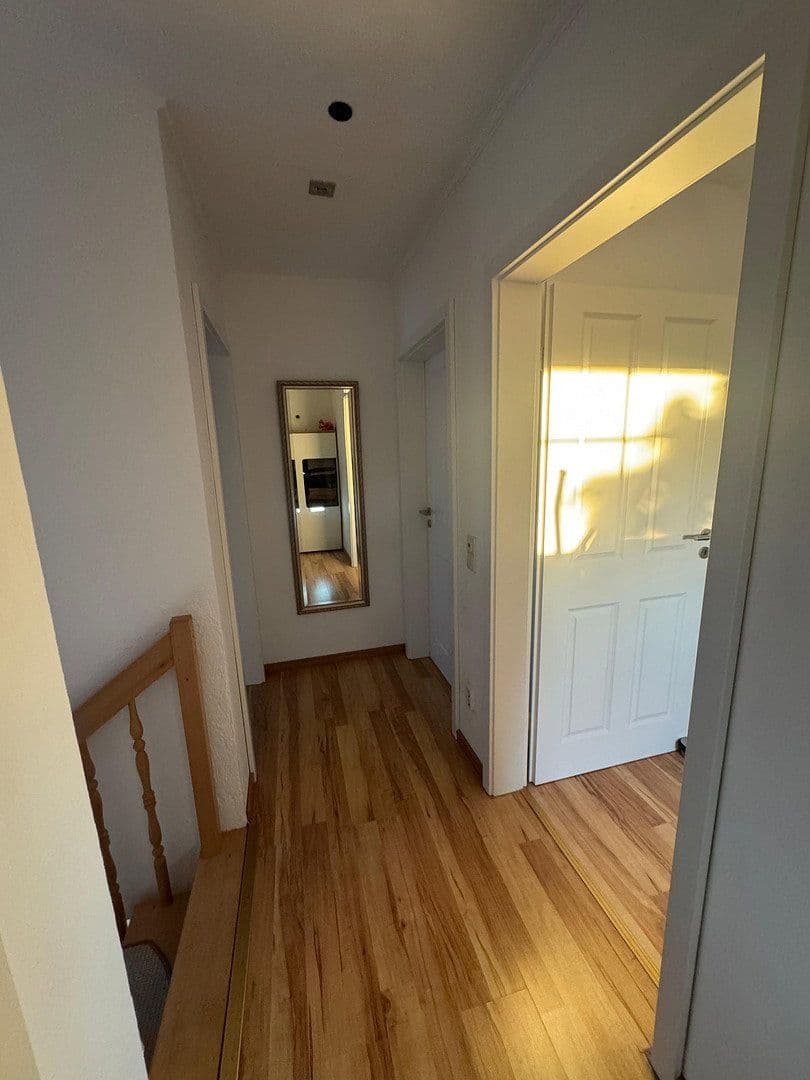 Prodej domu 123 m², pozemek 545 m², Seelze, Dolní Sasko Prodej domu 123 m², pozemek 545 m², Seelze, Dolní Sasko