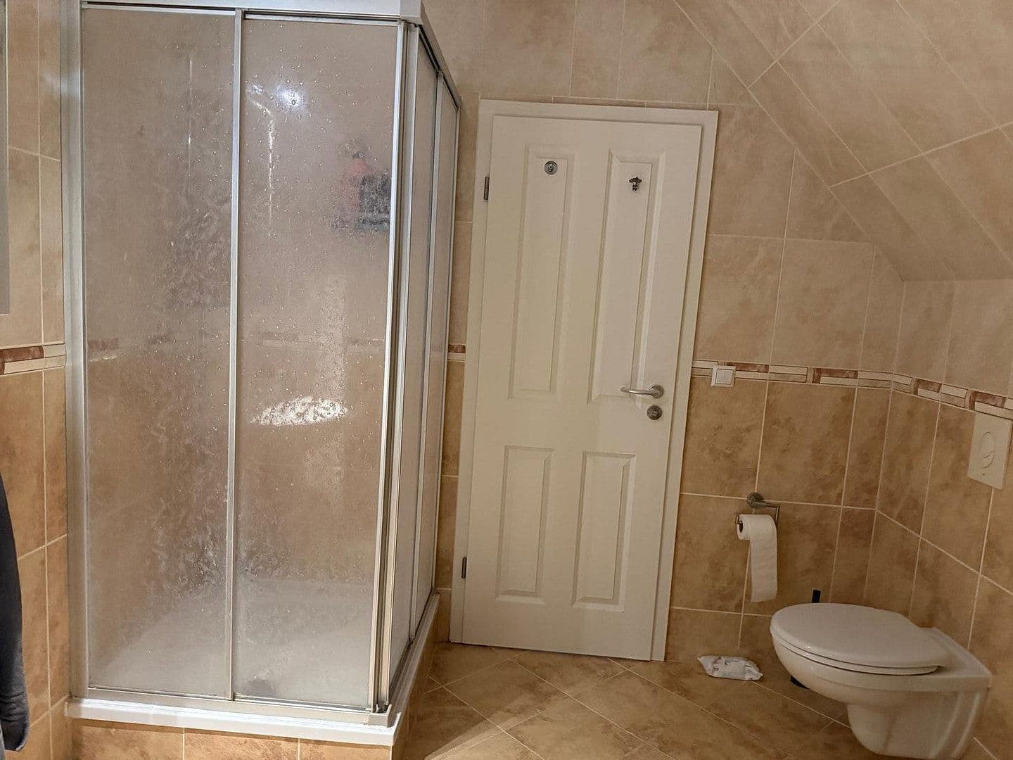 Prodej domu 150 m², pozemek 570 m², Zwinglistr. 11, Falkensee, Braniborsko Prodej domu 150 m², pozemek 570 m², Zwinglistr. 11, Falkensee, Braniborsko
