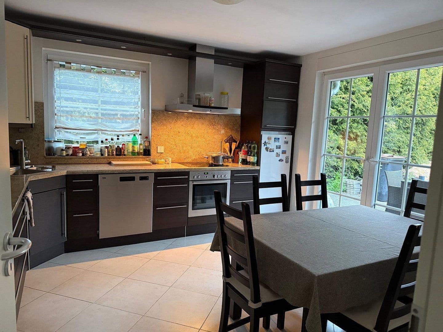 Prodej domu 150 m², pozemek 570 m², Zwinglistr. 11, Falkensee, Braniborsko Prodej domu 150 m², pozemek 570 m², Zwinglistr. 11, Falkensee, Braniborsko
