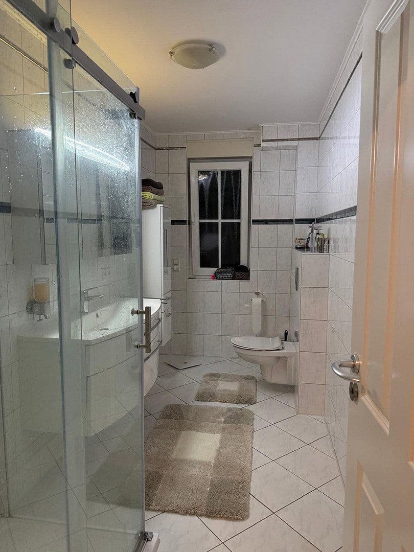 Prodej domu 150 m², pozemek 570 m², Zwinglistr. 11, Falkensee, Braniborsko Prodej domu 150 m², pozemek 570 m², Zwinglistr. 11, Falkensee, Braniborsko