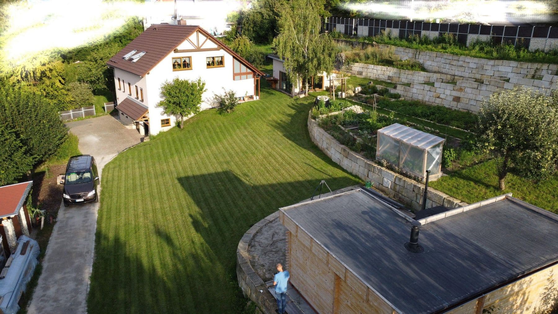Prodej domu 339 m², pozemek 2.400 m², Kircherstraße 51A, Saalfeld/Saale, Durynsko Prodej domu 339 m², pozemek 2.400 m², Kircherstraße 51A, Saalfeld/Saale, Durynsko