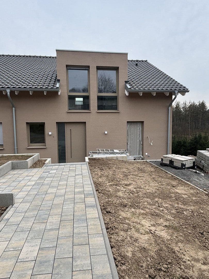 Prodej bytu 4+1 140 m², Neunkirchen-Seelscheid, Severní Porýní-Vestfálsko Prodej bytu 4+1 140 m², Neunkirchen-Seelscheid, Severní Porýní-Vestfálsko