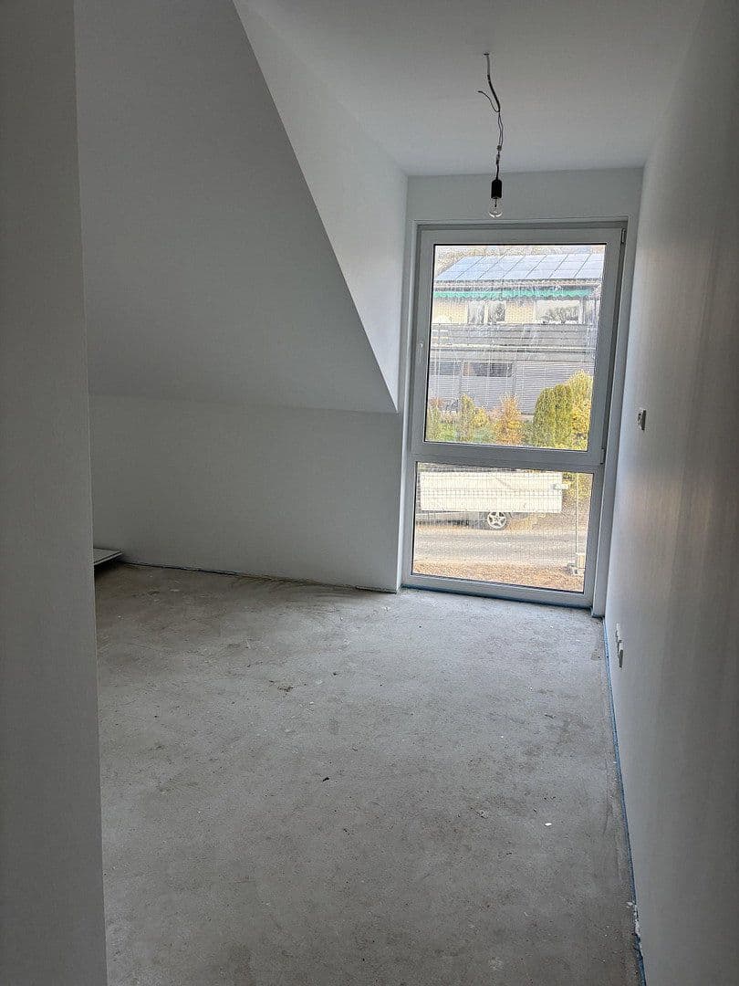 Prodej bytu 4+1 140 m², Neunkirchen-Seelscheid, Severní Porýní-Vestfálsko Prodej bytu 4+1 140 m², Neunkirchen-Seelscheid, Severní Porýní-Vestfálsko