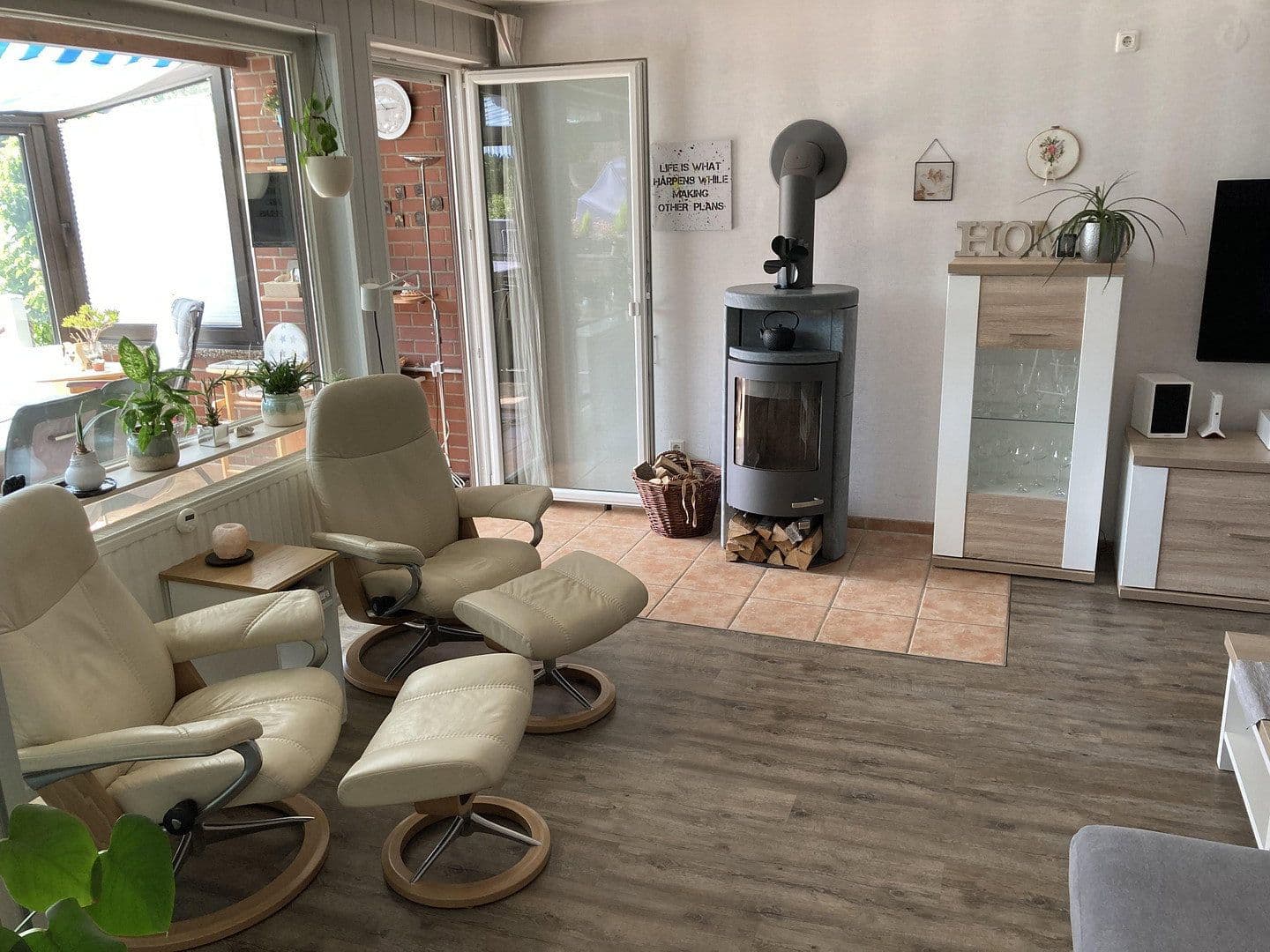 Prodej domu 133 m², pozemek 880 m², Weyhe, Dolní Sasko Prodej domu 133 m², pozemek 880 m², Weyhe, Dolní Sasko