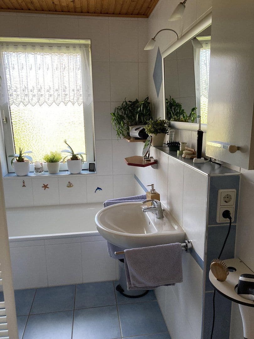 Prodej domu 133 m², pozemek 880 m², Weyhe, Dolní Sasko Prodej domu 133 m², pozemek 880 m², Weyhe, Dolní Sasko