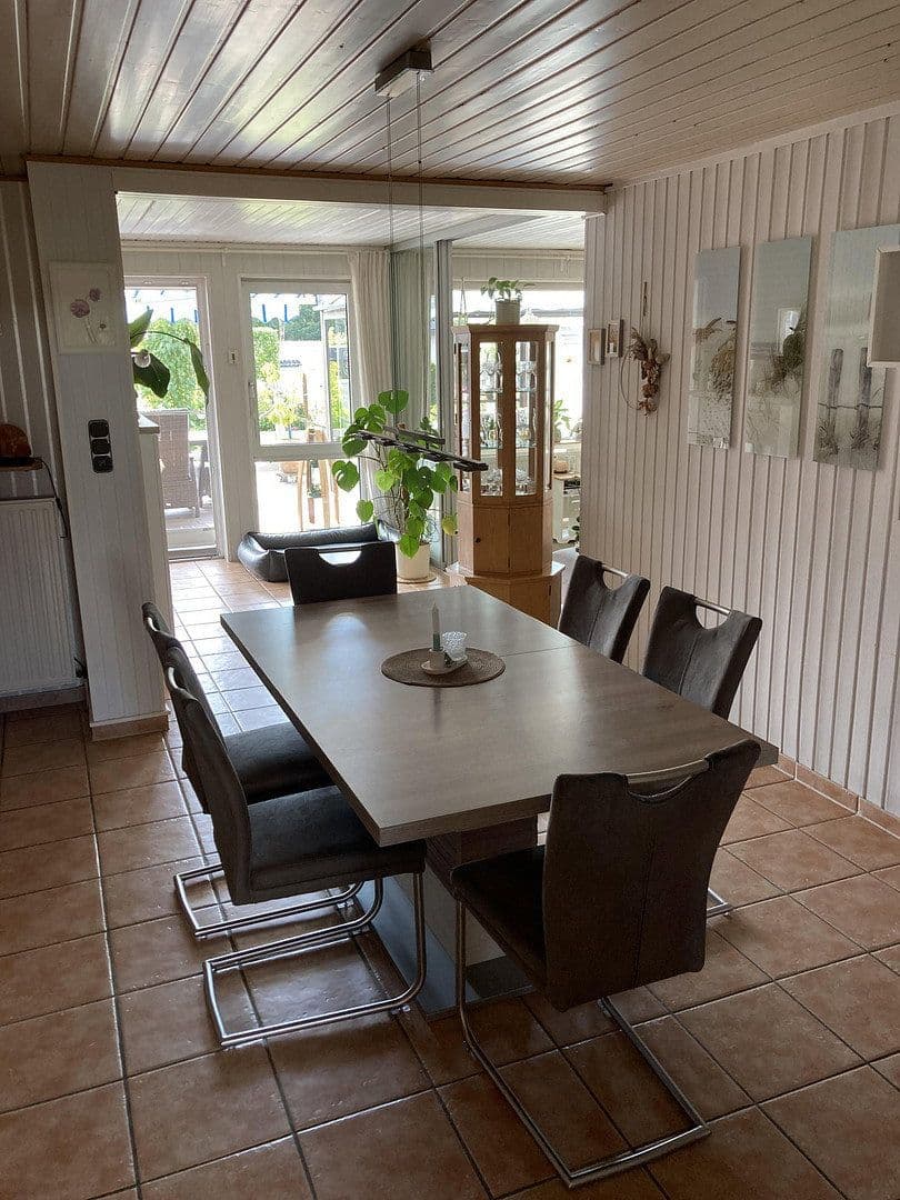 Prodej domu 133 m², pozemek 880 m², Weyhe, Dolní Sasko Prodej domu 133 m², pozemek 880 m², Weyhe, Dolní Sasko