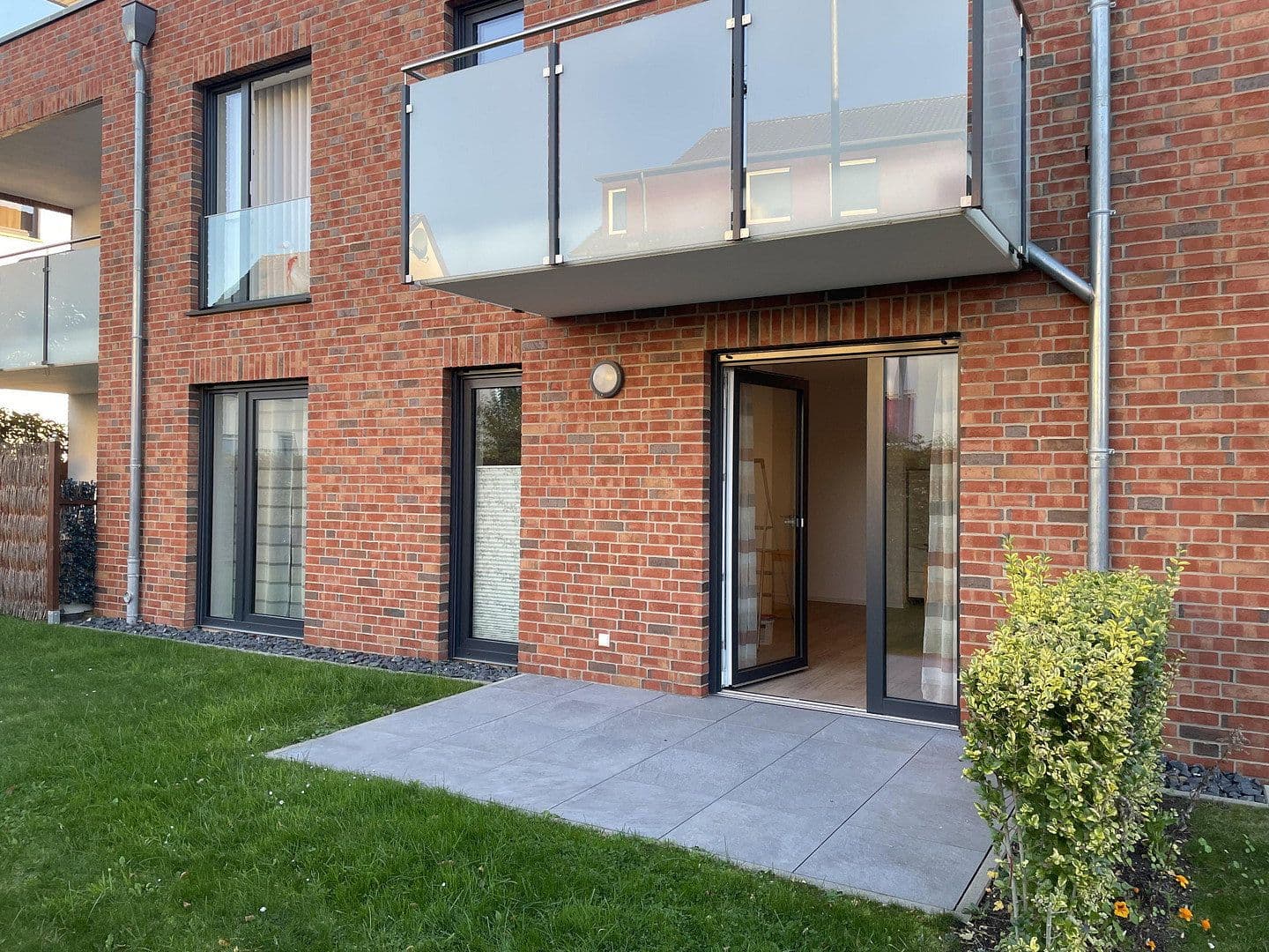 Pronájem bytu 2+1 60 m², Schillerstraße 2, Stadthagen, Dolní Sasko Pronájem bytu 2+1 60 m², Schillerstraße 2, Stadthagen, Dolní Sasko