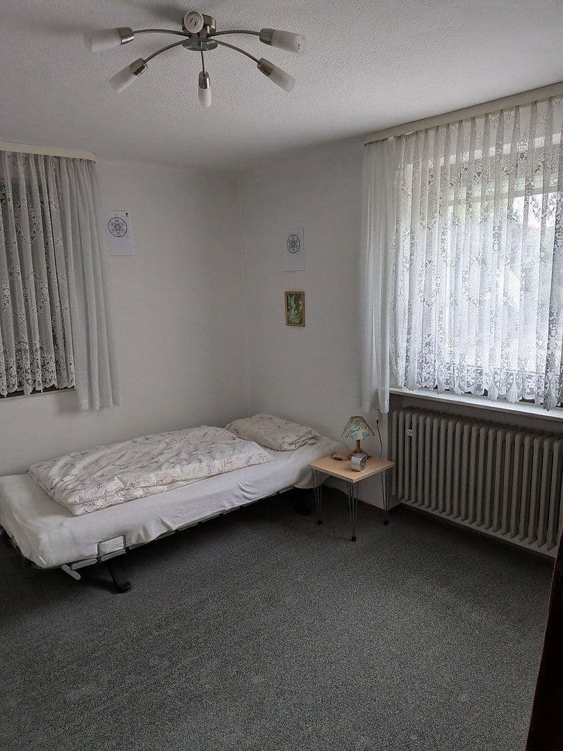 Prodej domu 146 m², pozemek 660 m², Egerer Straße 51, Valdsasy, Bavorsko Prodej domu 146 m², pozemek 660 m², Egerer Straße 51, Valdsasy, Bavorsko