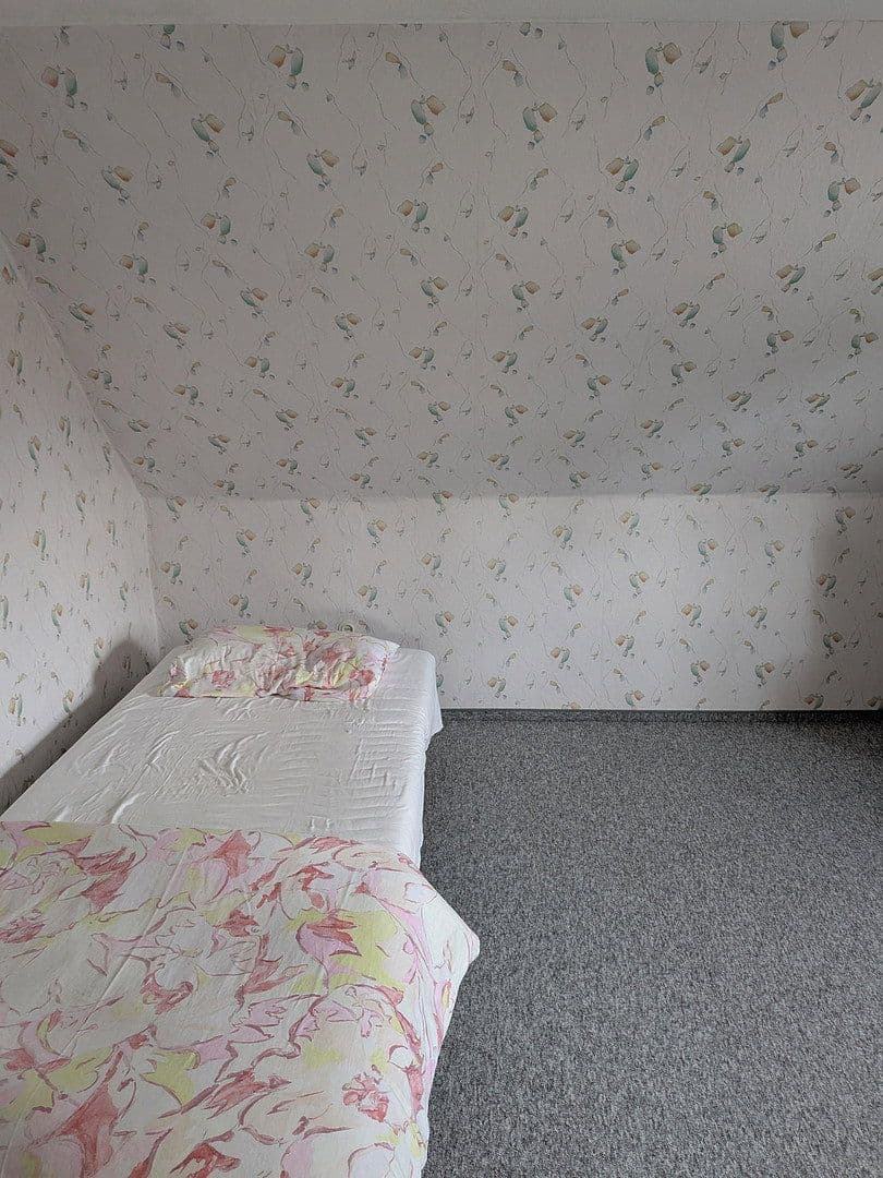 Prodej domu 146 m², pozemek 660 m², Egerer Straße 51, Valdsasy, Bavorsko Prodej domu 146 m², pozemek 660 m², Egerer Straße 51, Valdsasy, Bavorsko