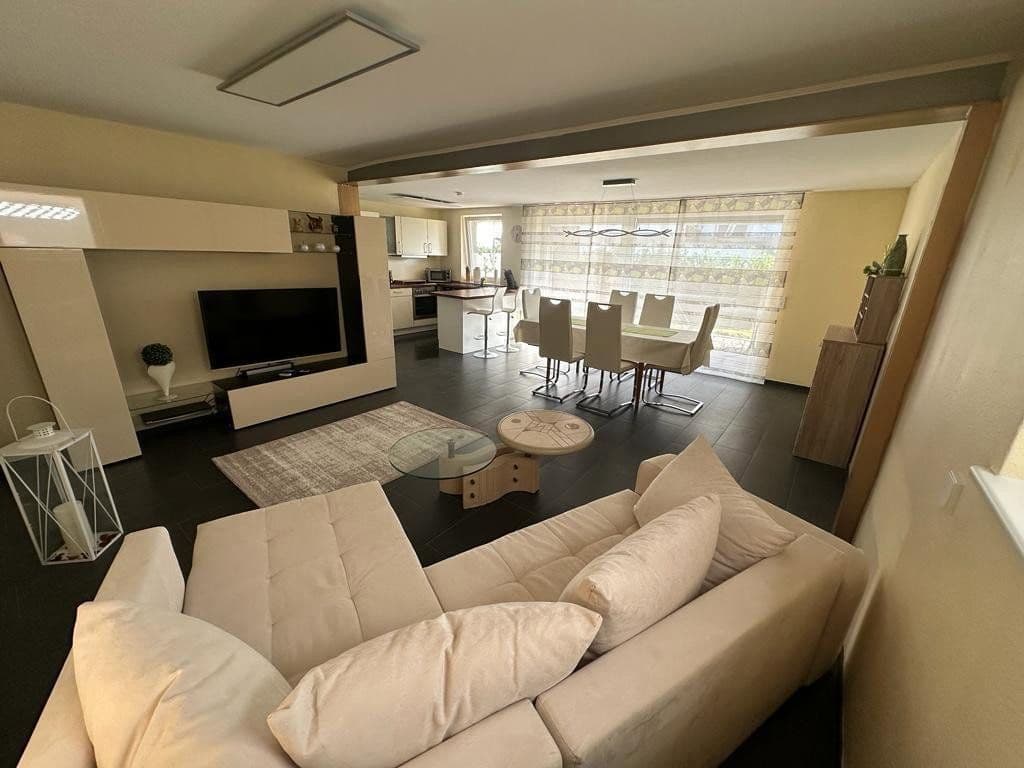 Pronájem bytu 2+kk 86 m², Engeltalstr. 16, Grenzach-Wyhlen, Bádensko-Württembersko Pronájem bytu 2+kk 86 m², Engeltalstr. 16, Grenzach-Wyhlen, Bádensko-Württembersko
