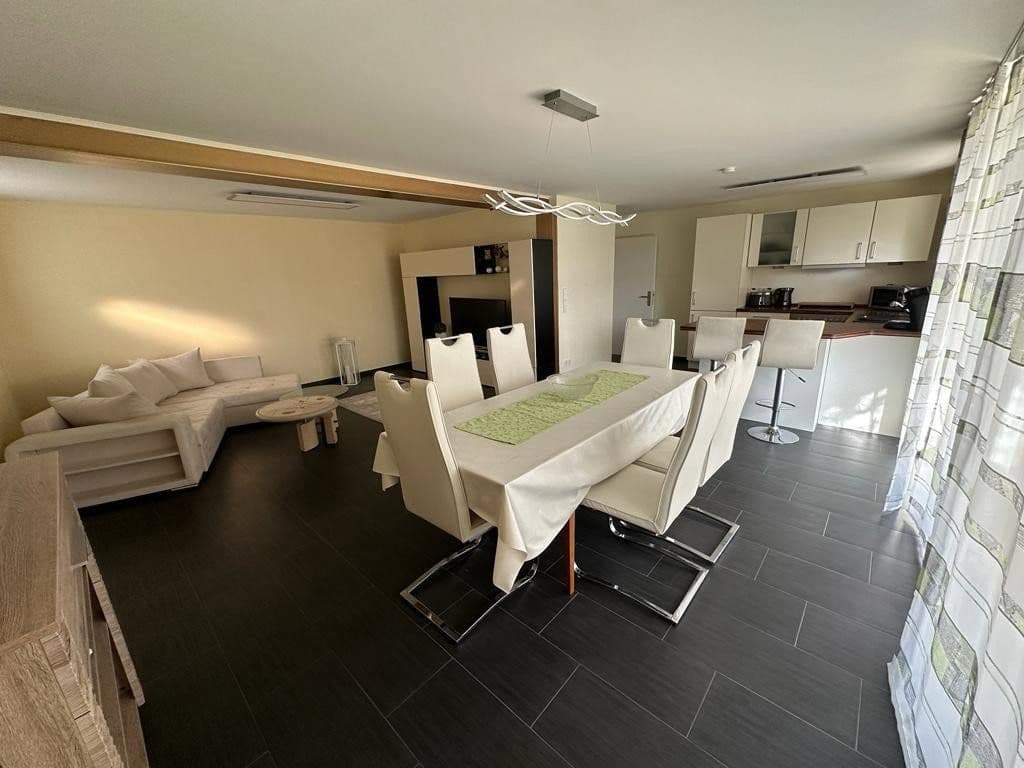 Pronájem bytu 2+kk 86 m², Engeltalstr. 16, Grenzach-Wyhlen, Bádensko-Württembersko Pronájem bytu 2+kk 86 m², Engeltalstr. 16, Grenzach-Wyhlen, Bádensko-Württembersko