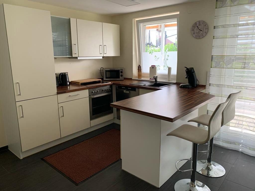 Pronájem bytu 2+kk 86 m², Engeltalstr. 16, Grenzach-Wyhlen, Bádensko-Württembersko Pronájem bytu 2+kk 86 m², Engeltalstr. 16, Grenzach-Wyhlen, Bádensko-Württembersko