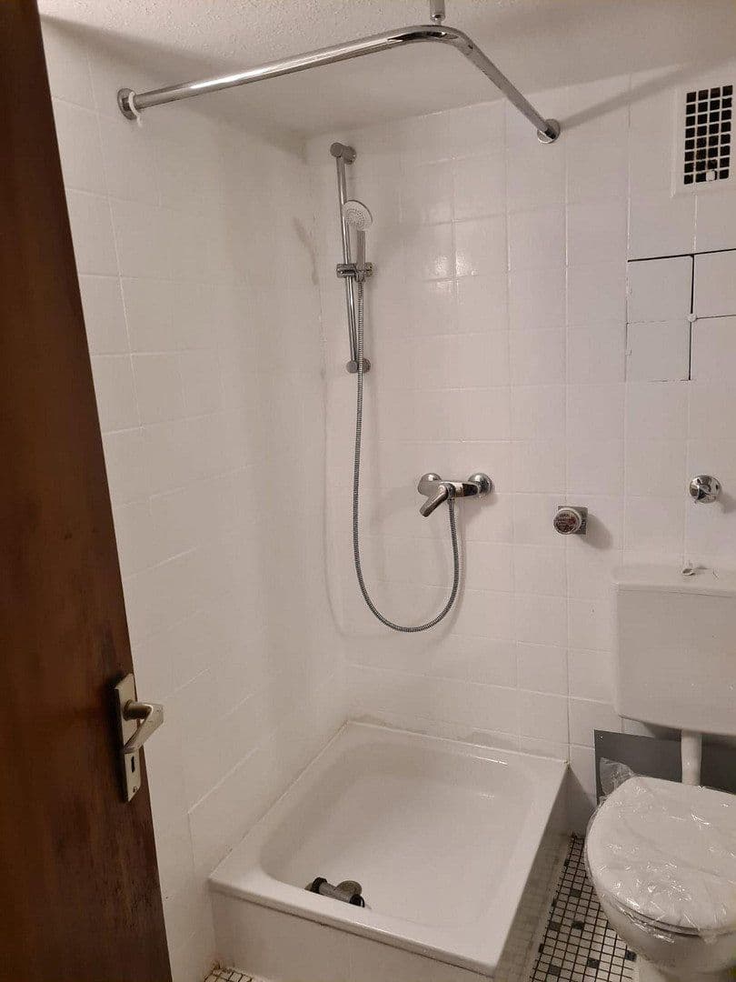 Pronájem bytu 2+1 40 m², Mitteldorfstr. 23, Göttingen, Dolní Sasko Pronájem bytu 2+1 40 m², Mitteldorfstr. 23, Göttingen, Dolní Sasko