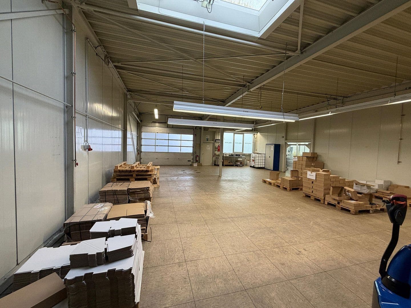 Pronájem nebytového prostoru 446 m², Mackenstedter Straße 8, Stuhr, Dolní Sasko Pronájem nebytového prostoru 446 m², Mackenstedter Straße 8, Stuhr, Dolní Sasko