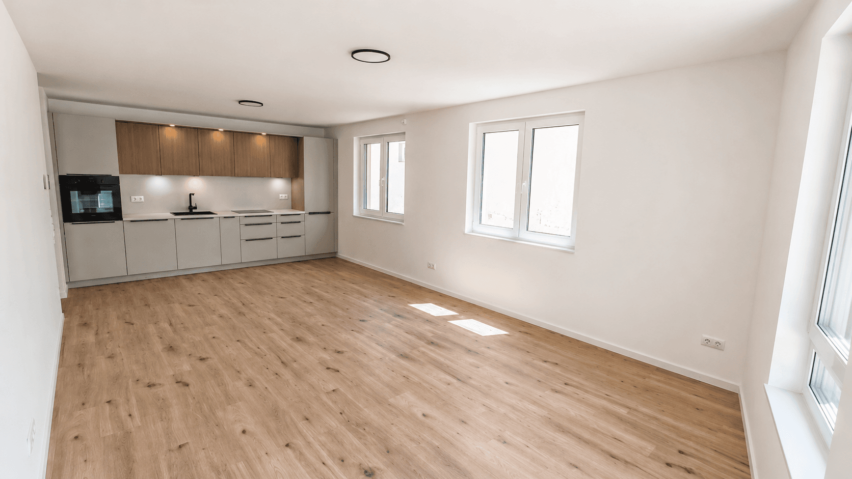 Pronájem bytu 3+1 79 m², Forstgasse 67, Haßloch, Porýní-Falc Pronájem bytu 3+1 79 m², Forstgasse 67, Haßloch, Porýní-Falc