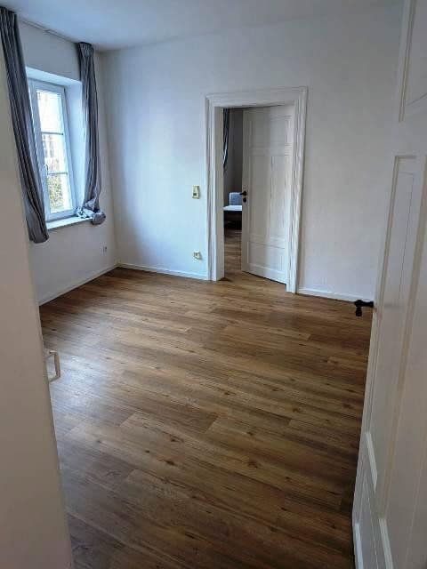 Pronájem bytu 3+1 78 m², Schirmgasse 272, Landshut, Bavorsko Pronájem bytu 3+1 78 m², Schirmgasse 272, Landshut, Bavorsko