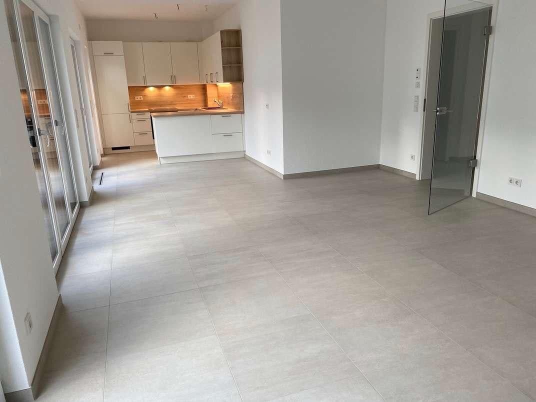 Pronájem bytu 2+1 76 m², Pastor-Hellen-Str.1, Troisdorf, Severní Porýní-Vestfálsko Pronájem bytu 2+1 76 m², Pastor-Hellen-Str.1, Troisdorf, Severní Porýní-Vestfálsko
