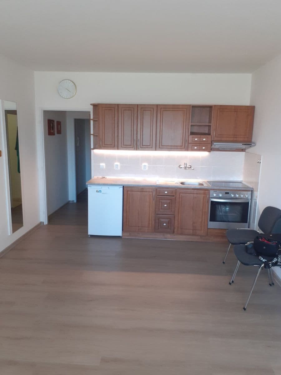 Pronájem bytu 1+kk 27 m², Jana Drdy, Příbram, Středočeský kraj Pronájem bytu 1+kk 27 m², Jana Drdy, Příbram, Středočeský kraj