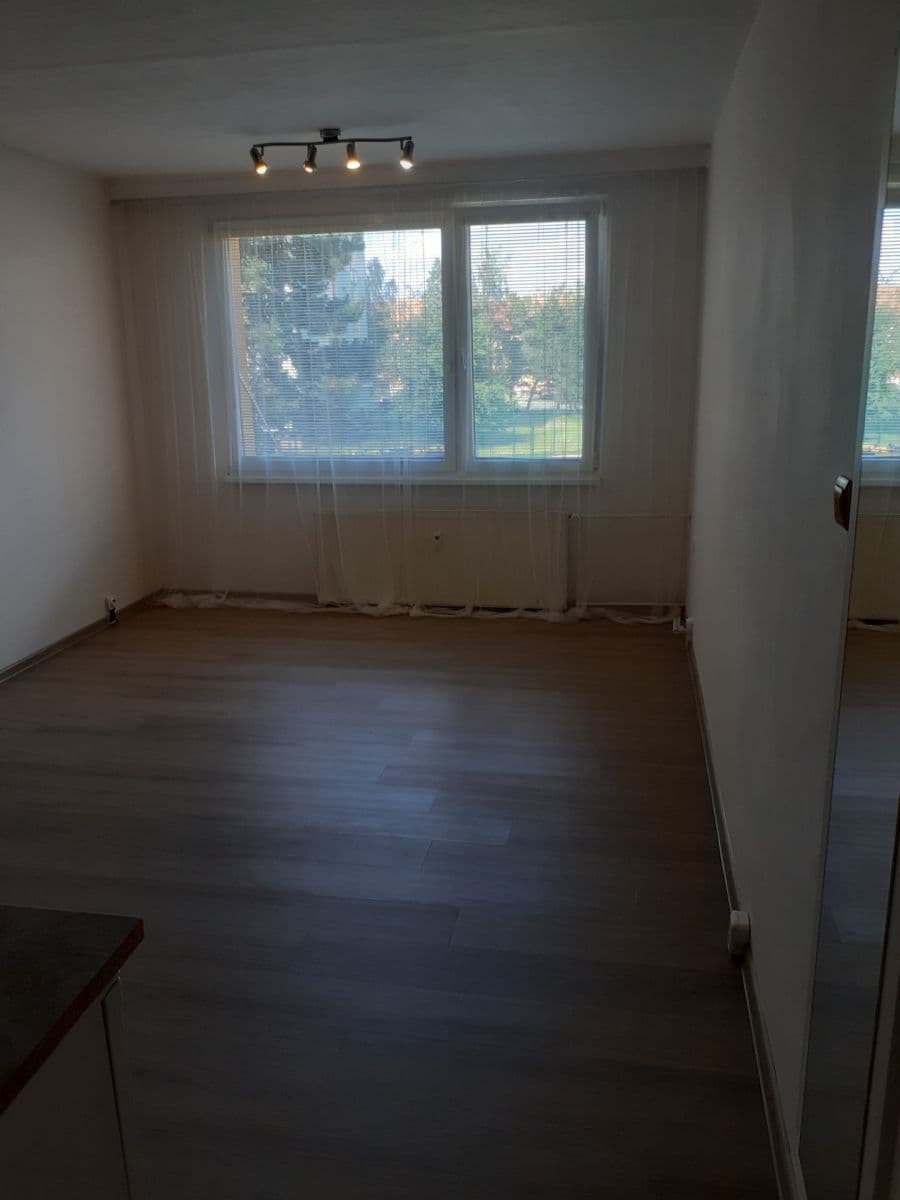 Pronájem bytu 1+kk 27 m², Jana Drdy, Příbram, Středočeský kraj Pronájem bytu 1+kk 27 m², Jana Drdy, Příbram, Středočeský kraj