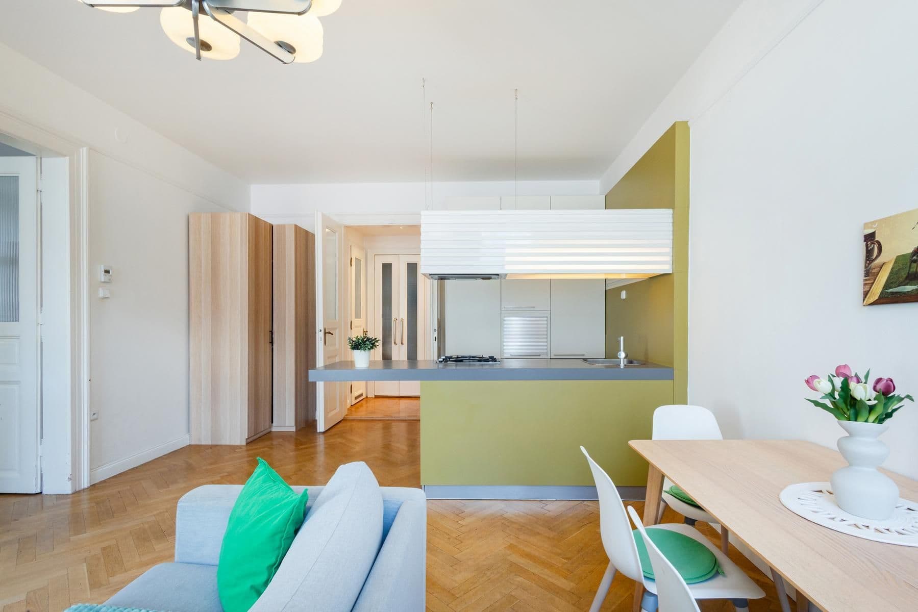 Prodej bytu 2+kk 55 m², Plaská, Praha, Praha Prodej bytu 2+kk 55 m², Plaská, Praha, Praha