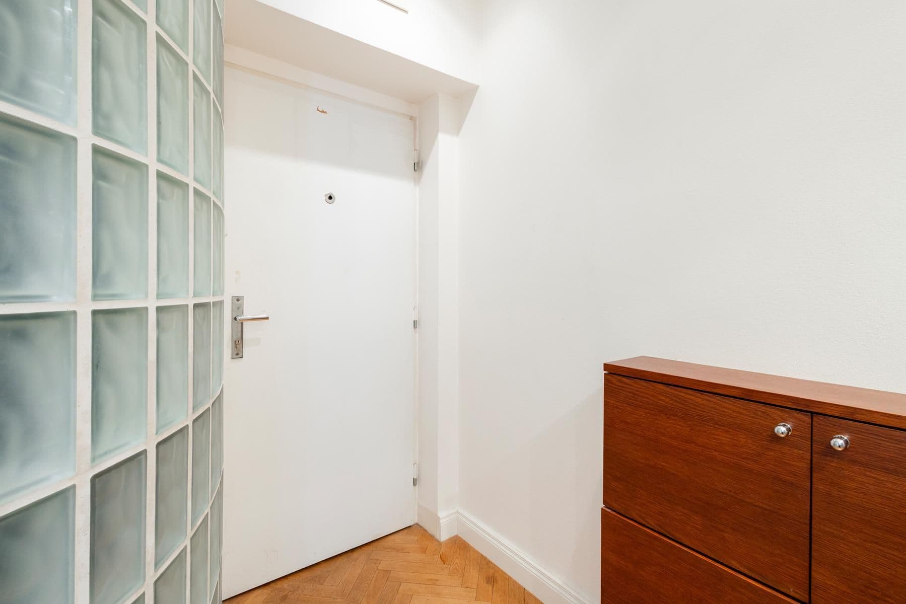 Prodej bytu 2+kk 55 m², Plaská, Praha, Praha Prodej bytu 2+kk 55 m², Plaská, Praha, Praha
