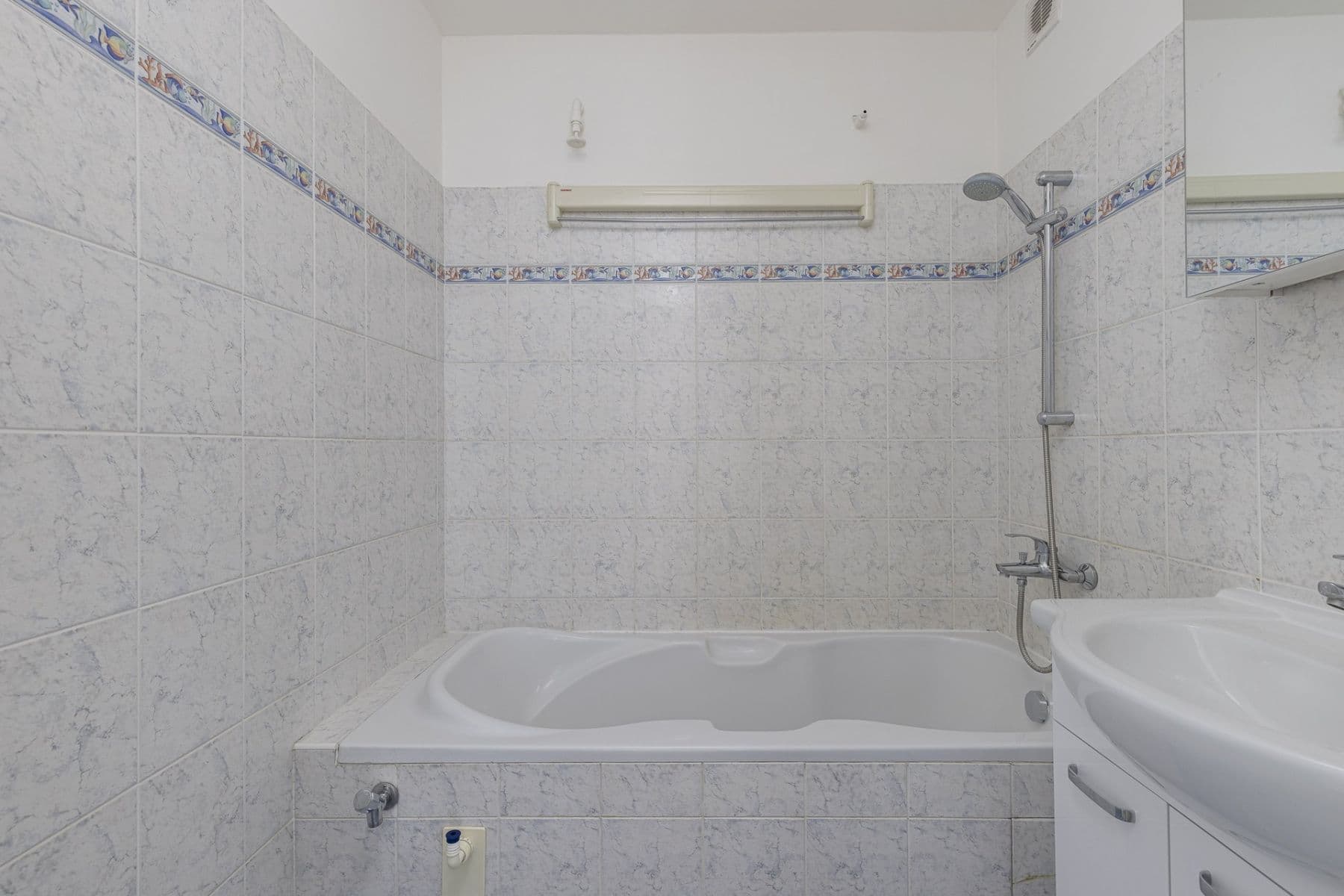 Pronájem bytu 2+1 65 m², Kremličkova, Praha, Praha Pronájem bytu 2+1 65 m², Kremličkova, Praha, Praha