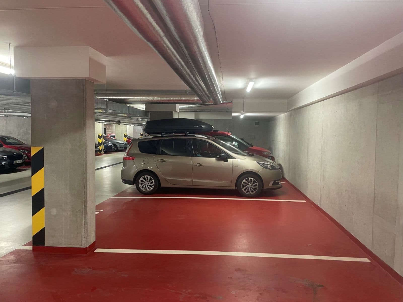 Pronájem nebytového prostoru 13 m², Fikerova, Praha, Praha Pronájem nebytového prostoru 13 m², Fikerova, Praha, Praha