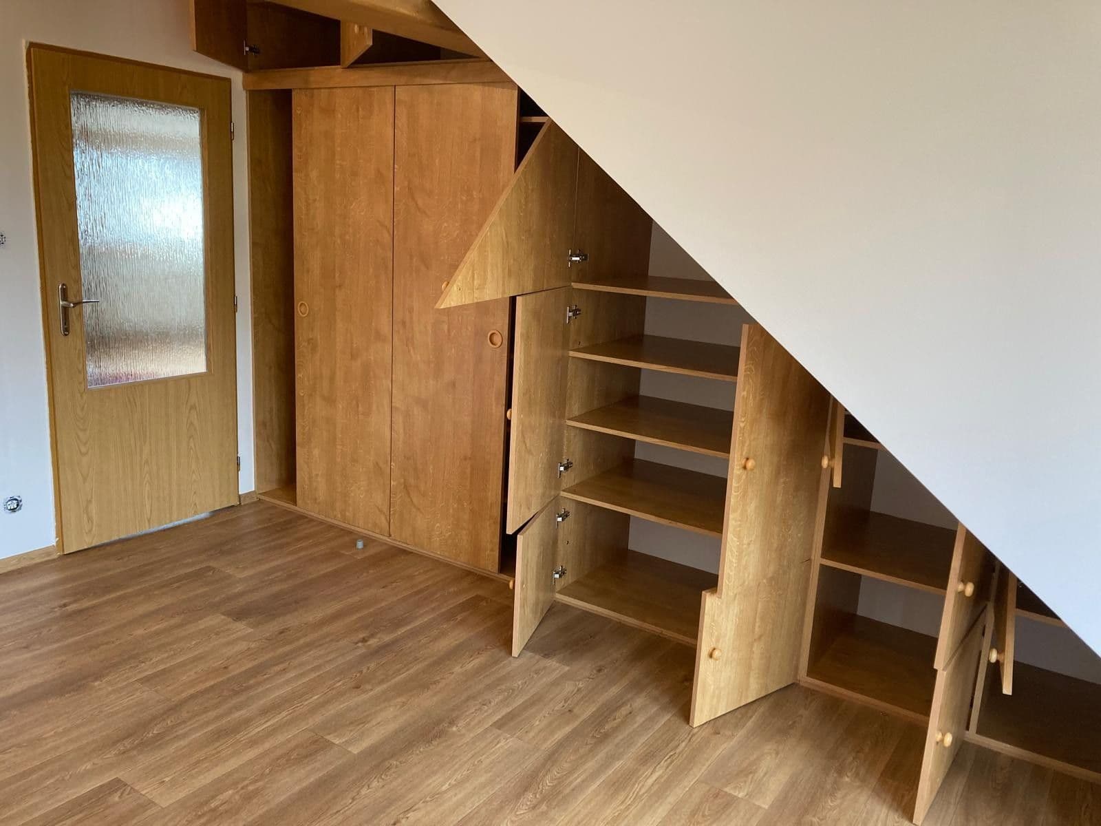 Pronájem bytu 5+kk 126 m², Osvoboditelů, Hlučín, Moravskoslezský kraj Pronájem bytu 5+kk 126 m², Osvoboditelů, Hlučín, Moravskoslezský kraj