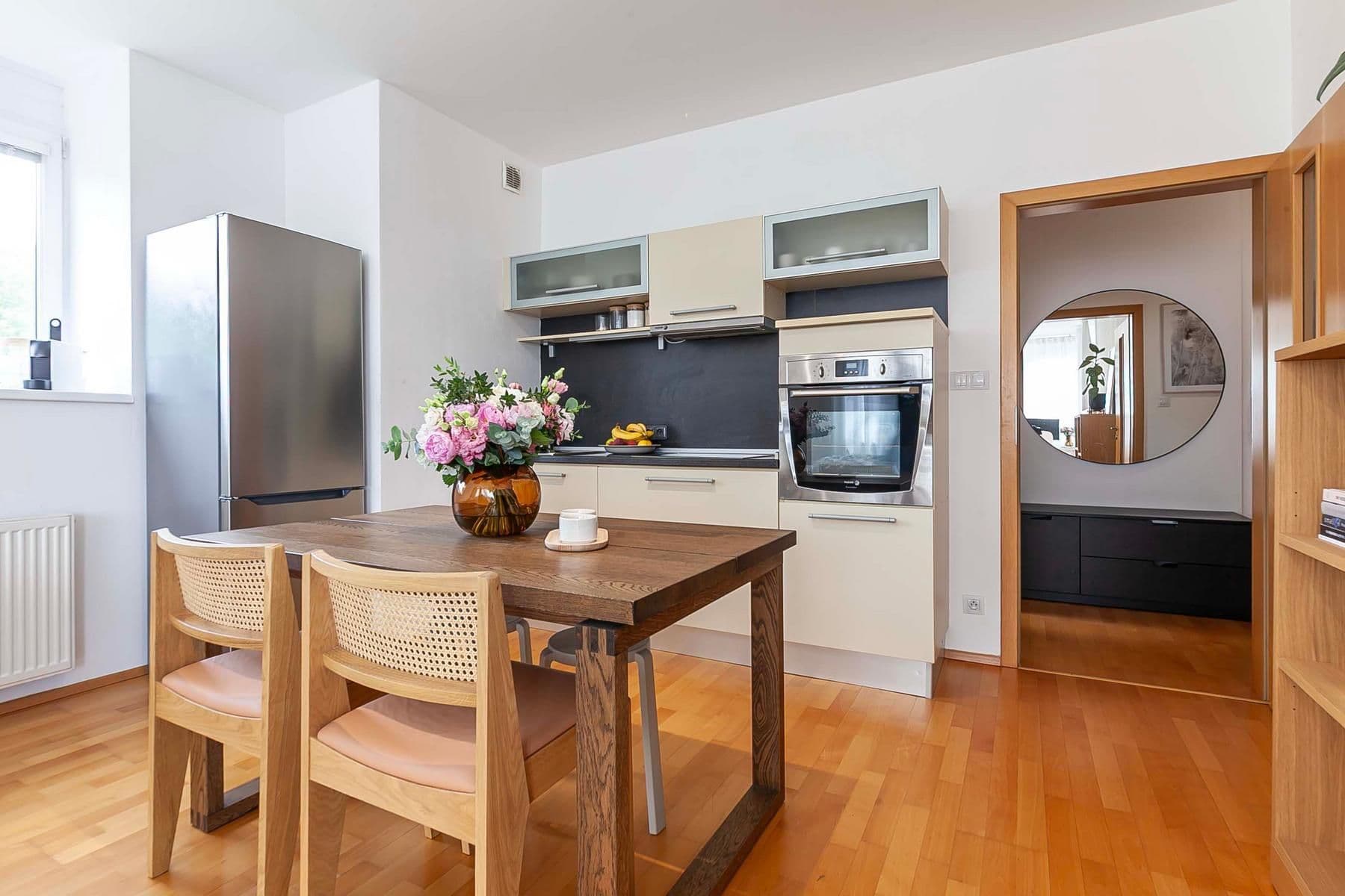 Prodej bytu 2+kk 68 m², Smrčinská, Praha, Praha Prodej bytu 2+kk 68 m², Smrčinská, Praha, Praha