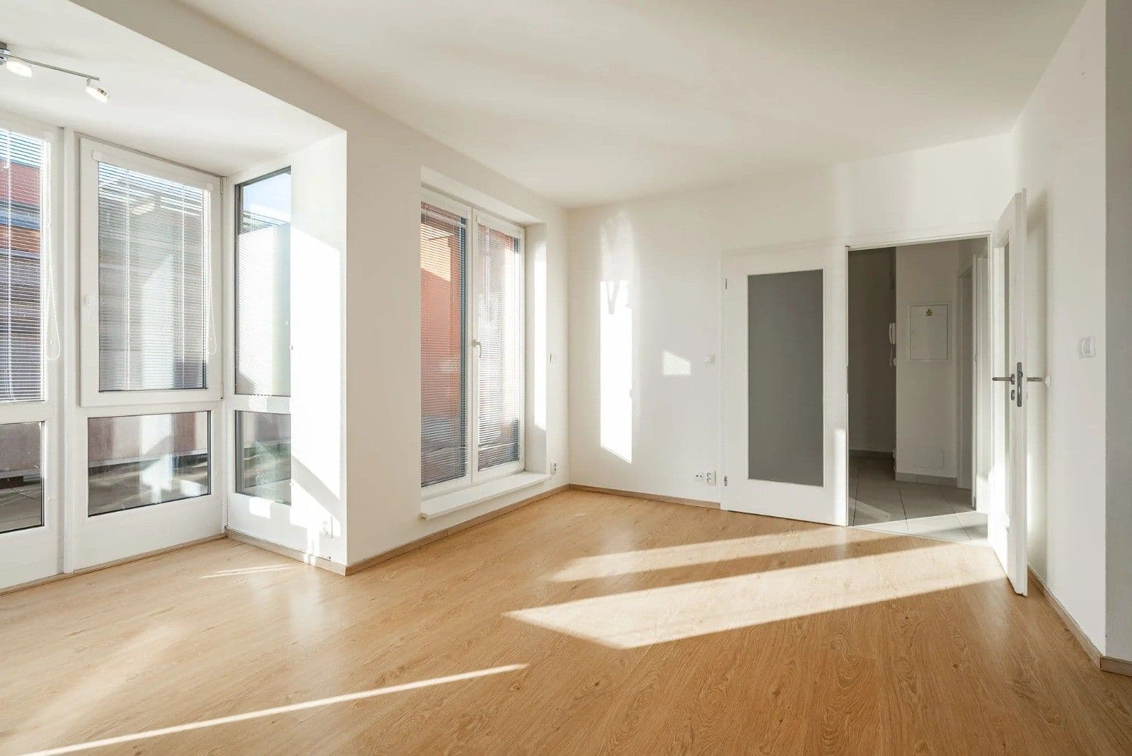 Prodej bytu 3+kk 74 m², K Meteoru, Hradec Králové, Královéhradecký kraj Prodej bytu 3+kk 74 m², K Meteoru, Hradec Králové, Královéhradecký kraj