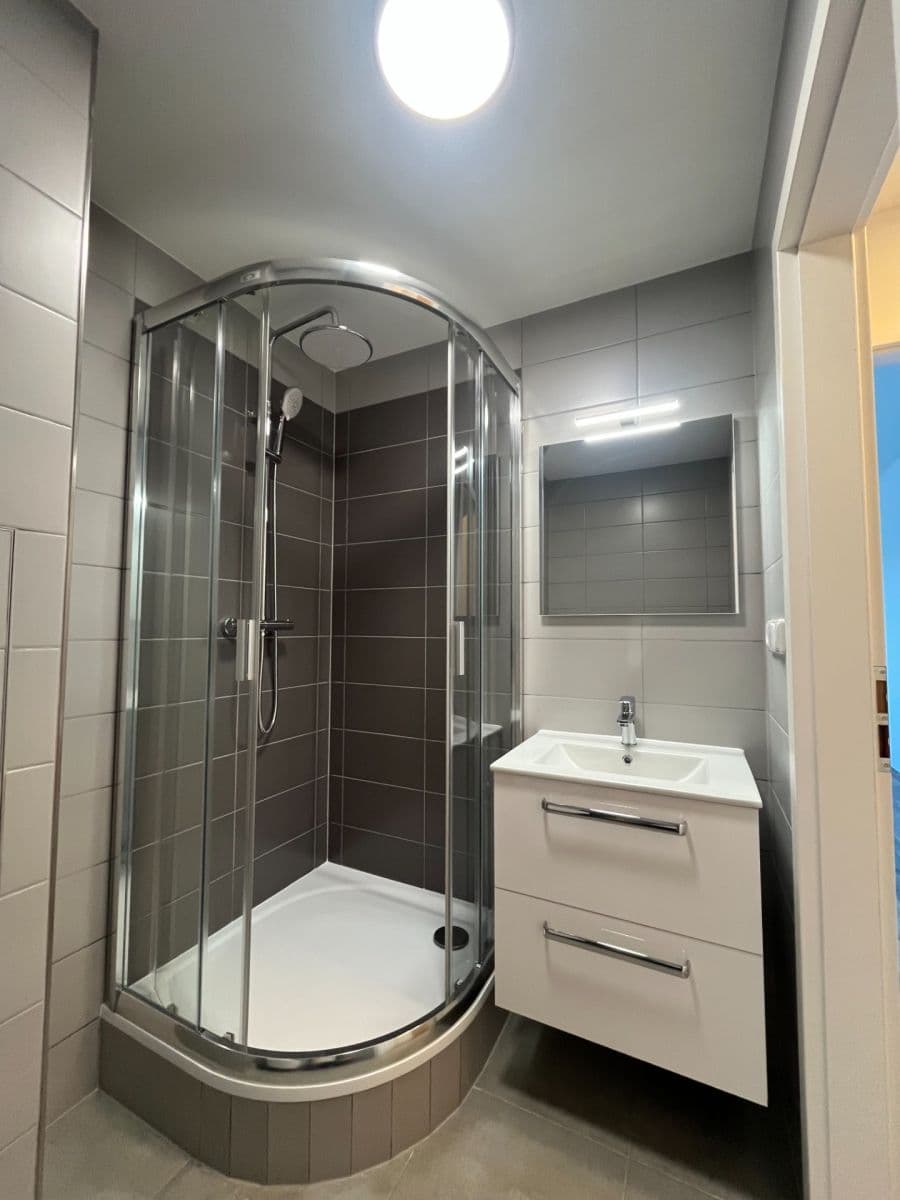 Pronájem bytu 1+1 38 m², Jižní, Semily, Liberecký kraj Pronájem bytu 1+1 38 m², Jižní, Semily, Liberecký kraj