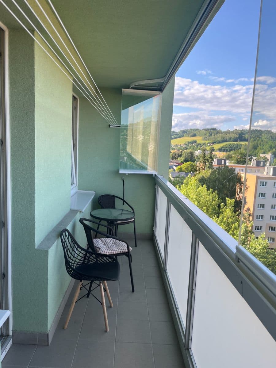 Pronájem bytu 1+1 38 m², Jižní, Semily, Liberecký kraj Pronájem bytu 1+1 38 m², Jižní, Semily, Liberecký kraj
