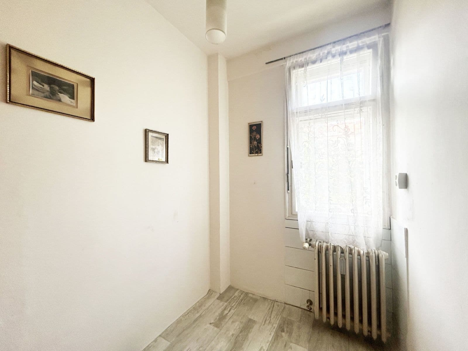 Pronájem bytu 2+1 73 m², Milady Horákové, Praha, Praha Pronájem bytu 2+1 73 m², Milady Horákové, Praha, Praha