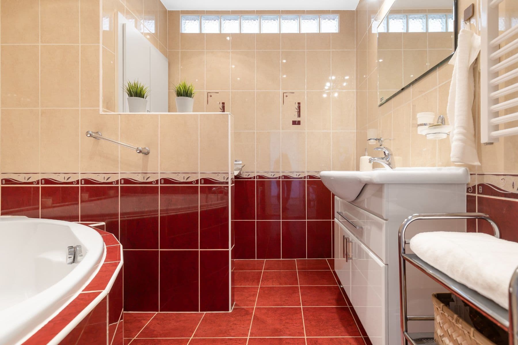 Prodej bytu 4+1 76 m², Mládí, Havířov, Moravskoslezský kraj Prodej bytu 4+1 76 m², Mládí, Havířov, Moravskoslezský kraj